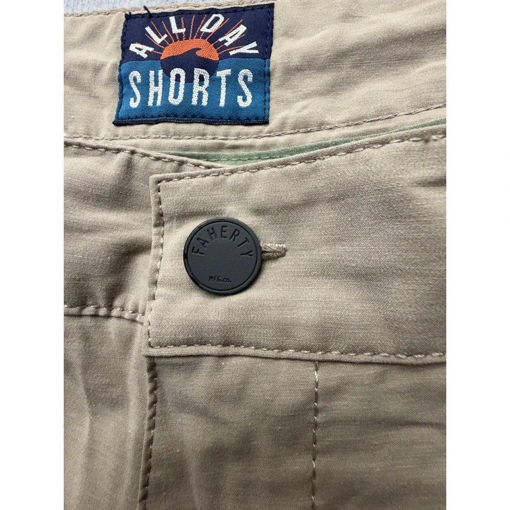 Faherty All Day Shorts Mens 40 Beige Chino 8 Inseam Drawstring Stretch Casual